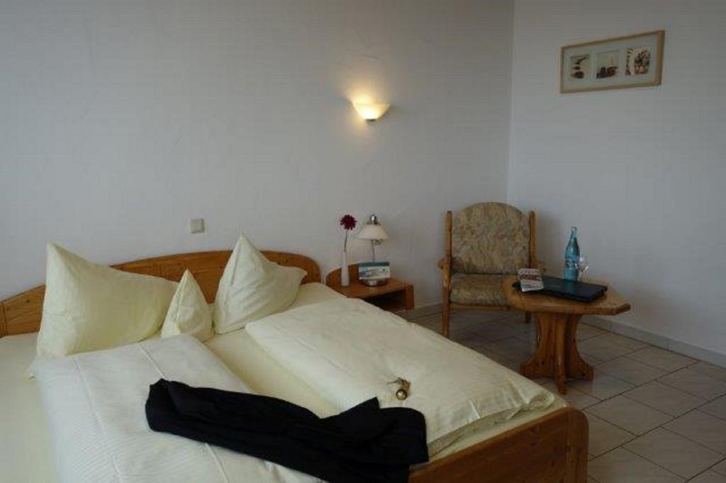 Eichenhof Hotel Gbr Айслинген Екстериор снимка